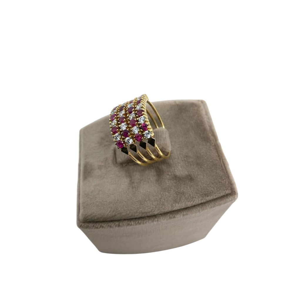14 Ayar Yakut ve Swarovski Taşlı Altın Yüzük